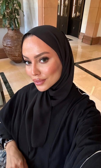 Esra ✅